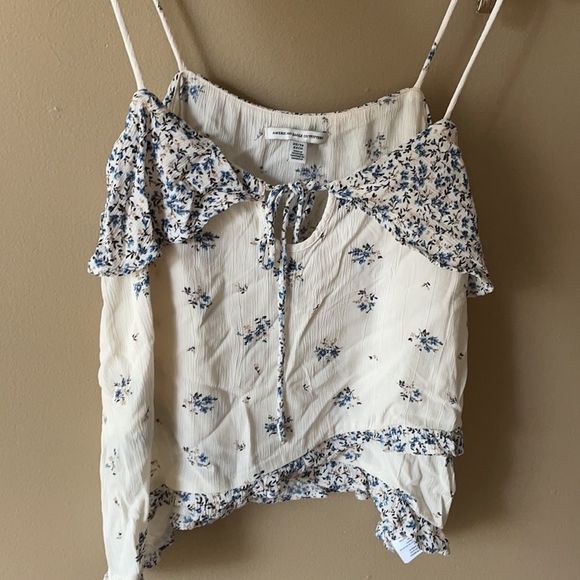 American Eagle Outfitters Tops - american eagle cropped tank top XS